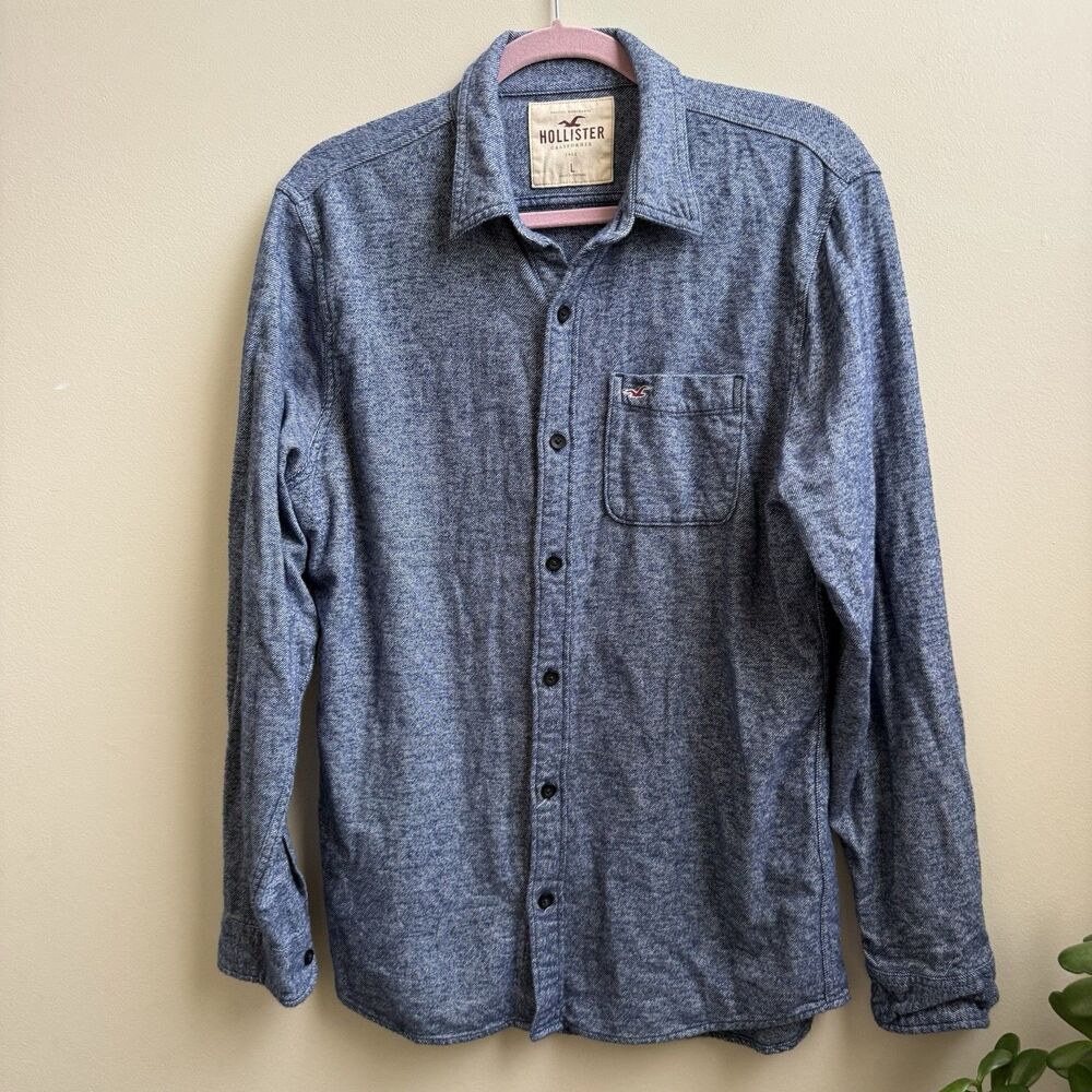 Hollister Men’s Blue Denim Flannel Button Down Size L